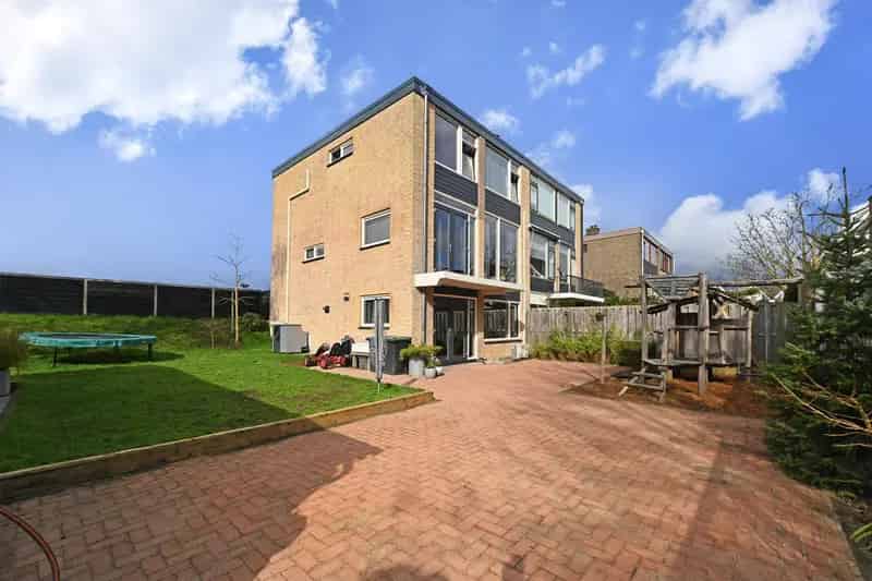 Gasloze 2-onder-1-kapwoning Berkel en Rodenrijs  A+ 150m2