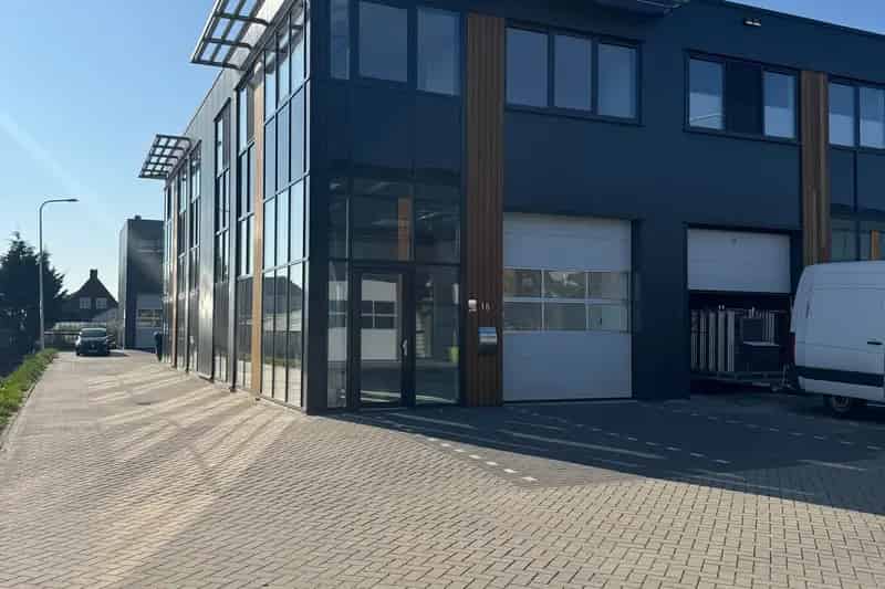 Bedrijfshal te huur Ter Aar 144m²