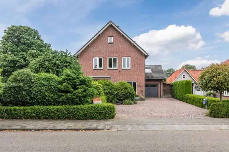 Ruime gezinswoning 5 slaapkamers Heesch