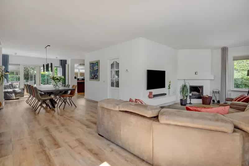 Huis te koop Rosmalen 6 slaapkamers grote tuin 262m2