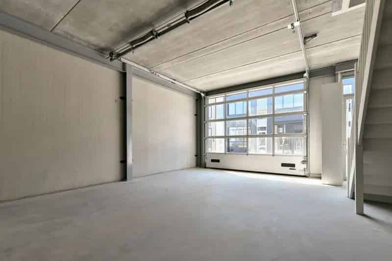 Bedrijfshal Amsterdam Sloterdijk te koop 103m²