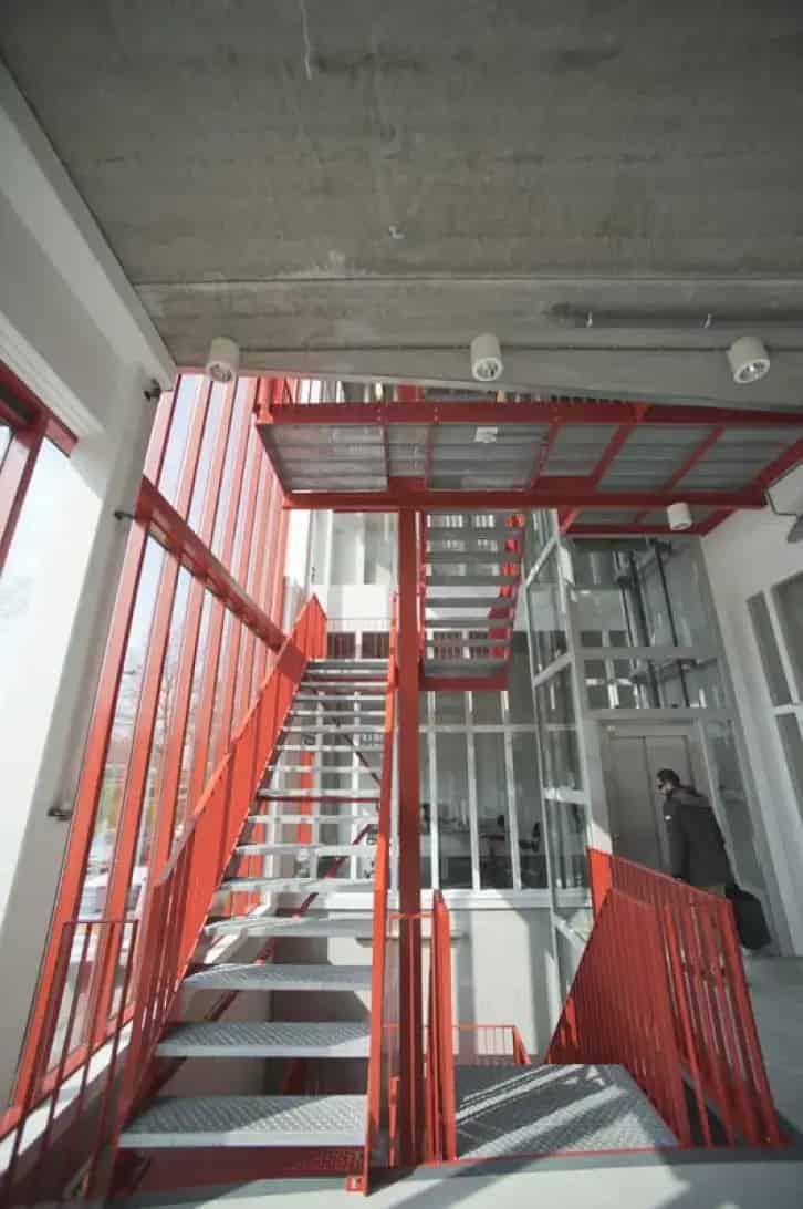 Kantoorruimte Amsterdam Panamalaan Nabij Funenpark Artis