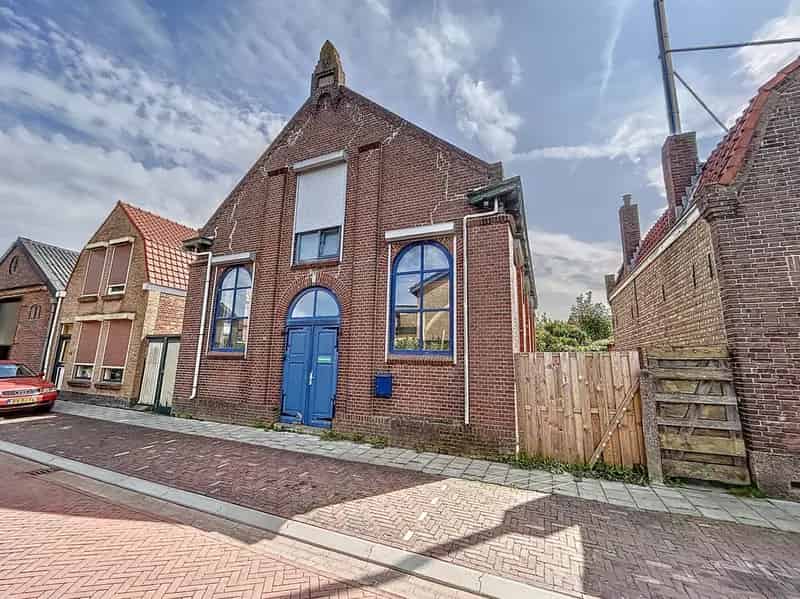 Unieke Omgebouwde Kerk Oostburg 248m² 4 Slaapkamers