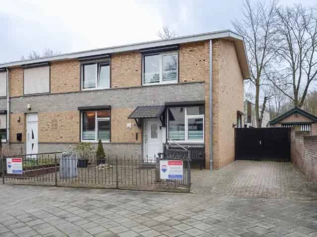 Ruime Hoekwoning te Koop in Roermond Kitskensdal