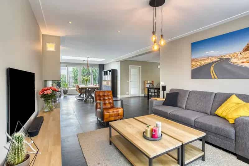 Huis te koop Heesch: Instapklare gezinswoning met 3 slaapkamers en 12 zonnepanelen