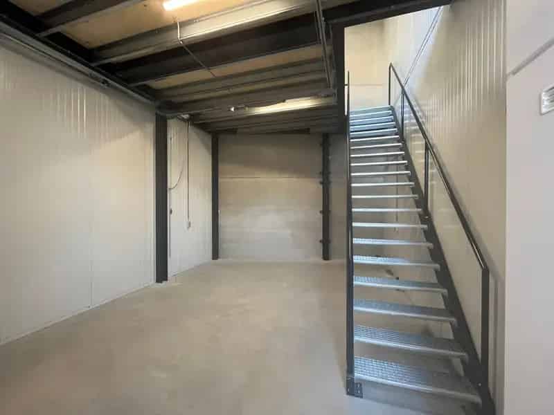 Bedrijfshal te Huur Sittard 76m²