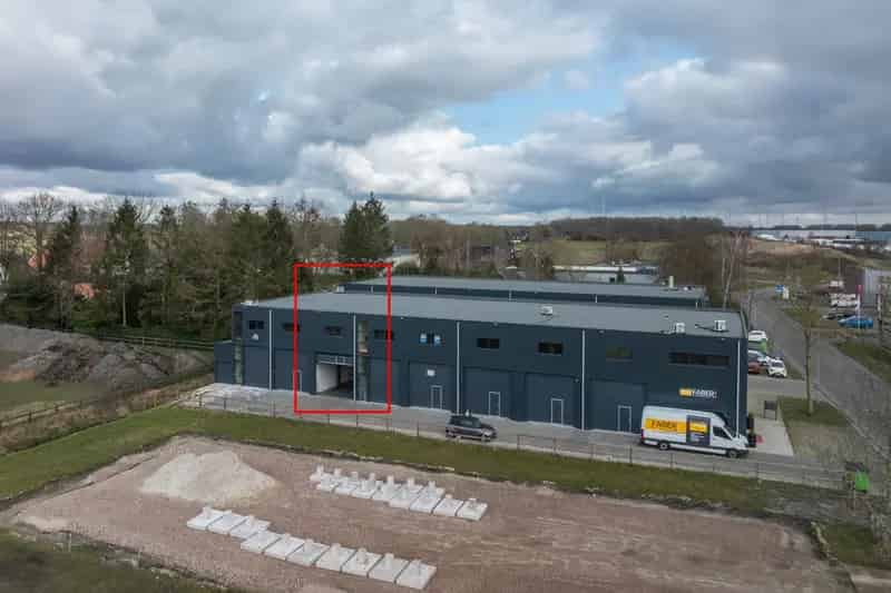 Bedrijfsunit te koop Veendam 88m²
