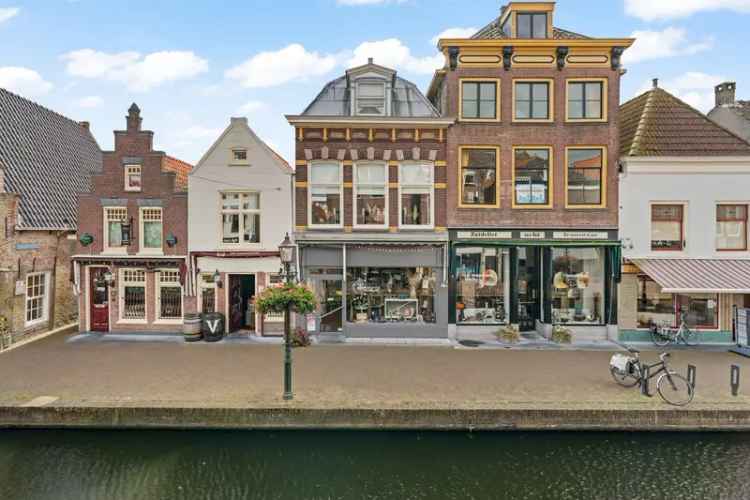 Winkel en Woning te Koop Maassluis