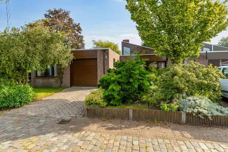 Huis te koop Den Bosch: Royale Bungalow in De Herven