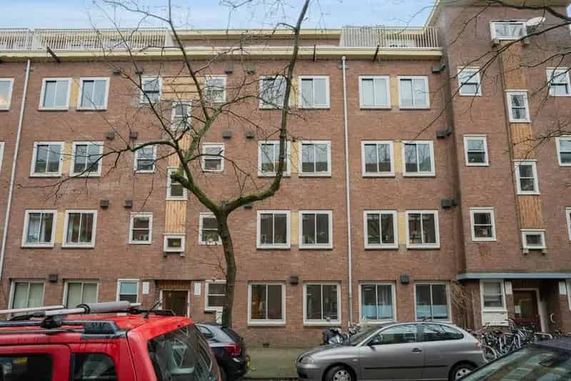 3 Kamer Appartement begane grond met Tuin te koop