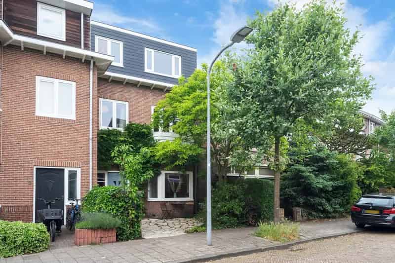 Jaren 20 Tussenwoning Haarlem Bomenbuurt 148m2 4 slaapkamers