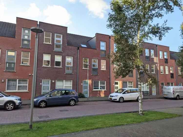5 Slaapkamer woning te huur Almere Poort