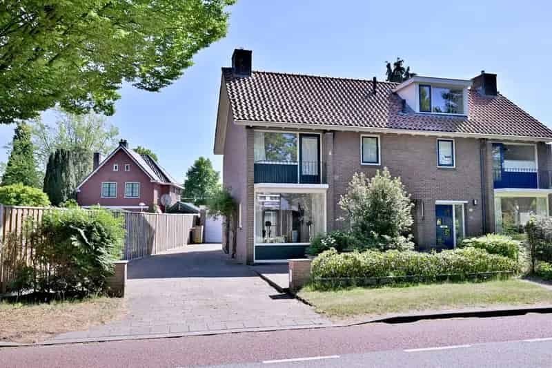 2-onder-1-kapwoning Schalkhaar Ruime Garage Tuin