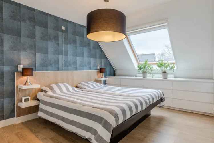 Ruime 4 Slaapkamers Tweekapper te Koop Pannenschuur