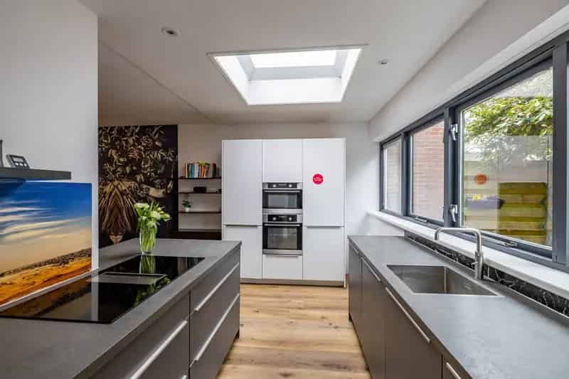 Gezinswoning Peize 4 slaapkamers moderne keuken tuin