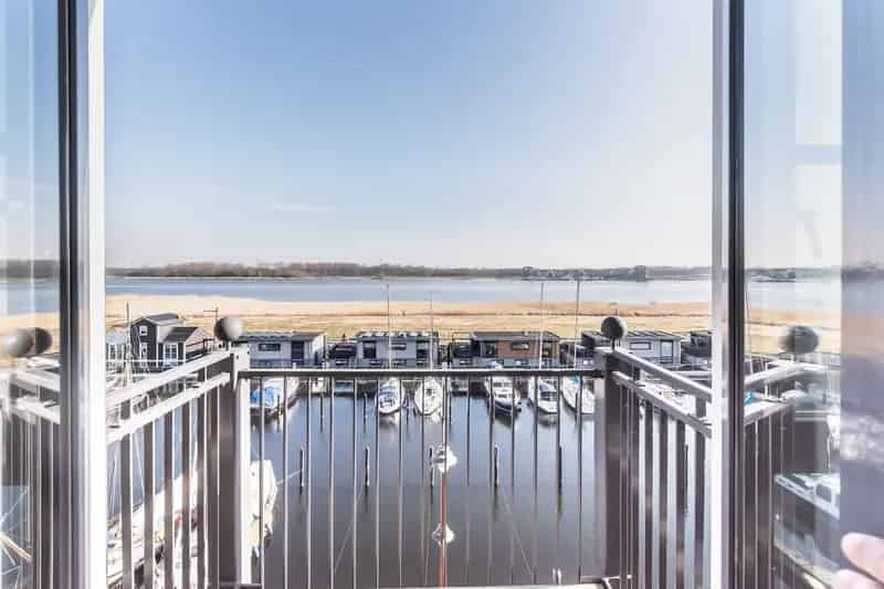 Penthouse Eemmeer: Luxe appartement met panoramisch uitzicht
