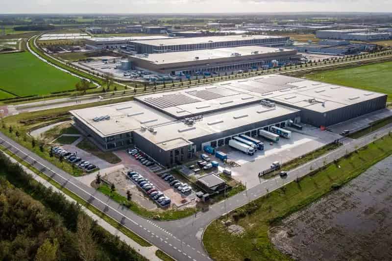 Bedrijfshal Zwolle 20000m2 te Huur Hessenpoort