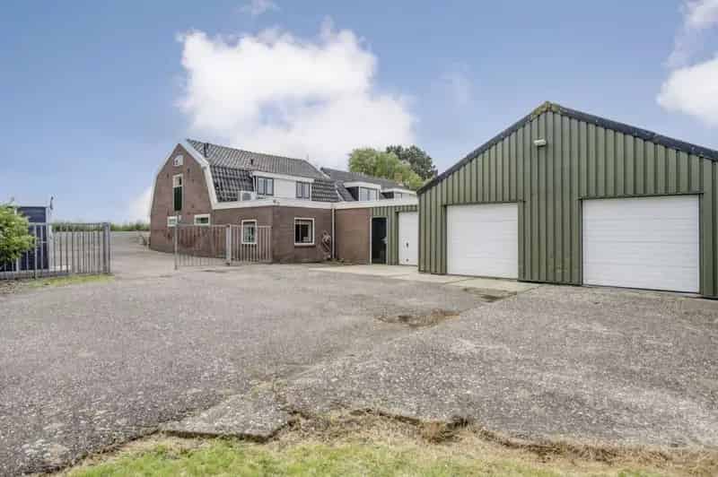 Bedrijfshal Warmenhuizen | Zoek bedrijfshallen te koop: Westfriesedijk 87 1749 CS Warmenhuizen 