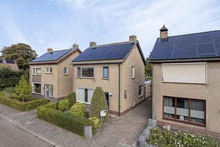 Vrijstaande woning Made 3 slaapkamers 107m2 tuin carport zonnepanelen