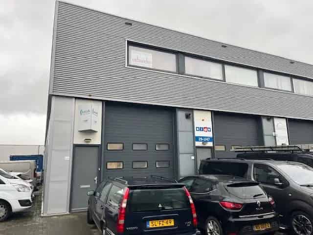 Bedrijfshal te Huur Nijmegen West Kanaaldijk