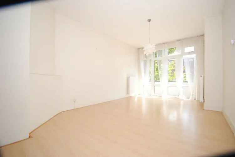 3 Kamer Appartement Den Haag  65m2 Balkon laminaat