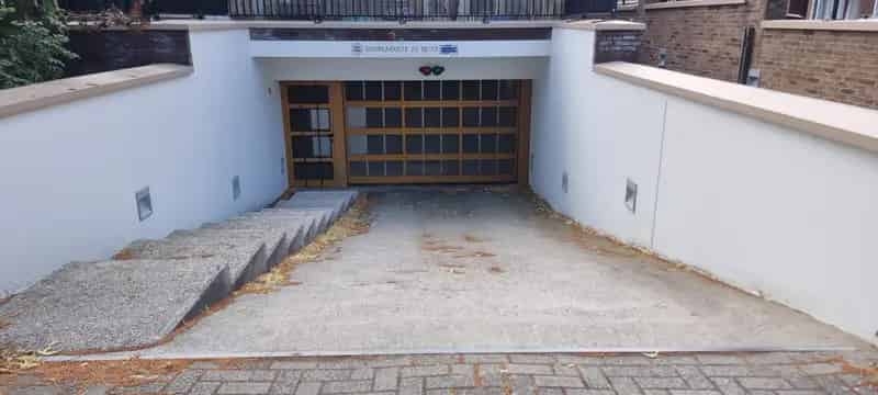 Parkeerplaats Voorburg - Afgesloten Garage - Direct Beschikbaar