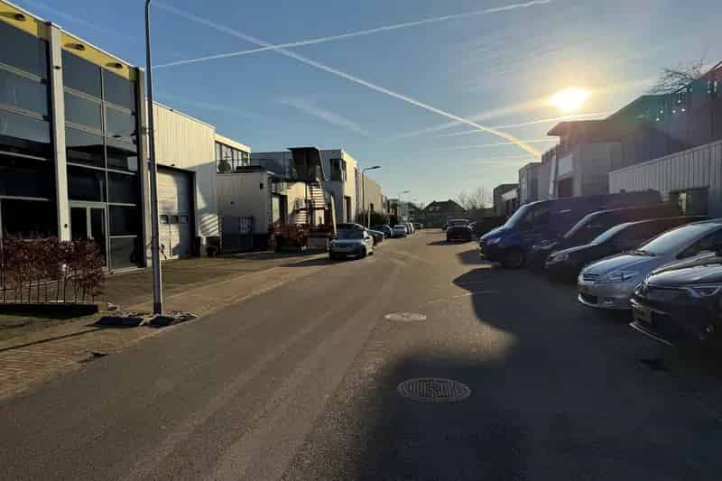 Bedrijfshal Reeuwijk 175m2 te Koop Edisonstraat