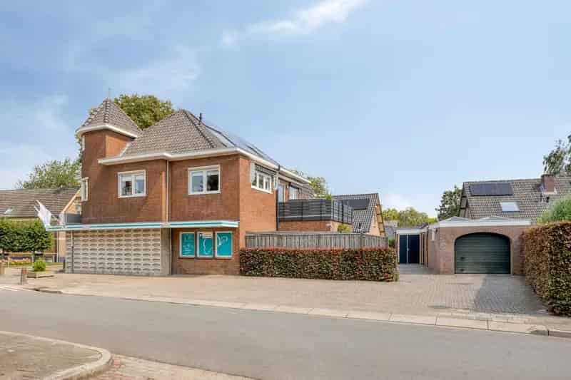 Winkel Steenderen | Zoek winkels te koop: Dorpsstraat 7 7221 BM Steenderen 