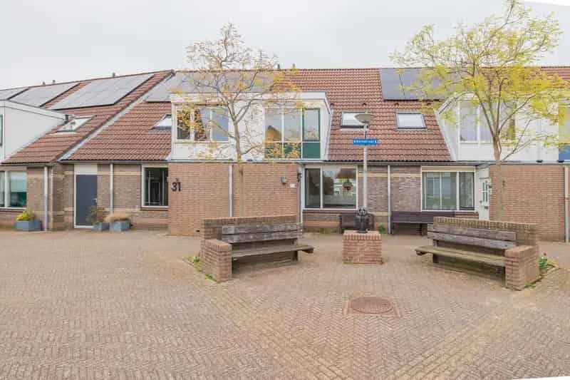 Huis te koop Hillegom Centrum 4 slaapkamers diepe tuin