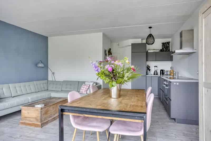 2-kamerappartement Hoogland  Nabij Winkels en Uitvalswegen