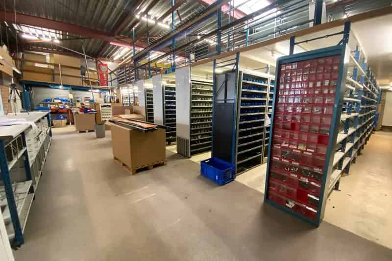 Bedrijfshal te huur Almere - 409m² - 2 overheaddeuren - Energielabel A++