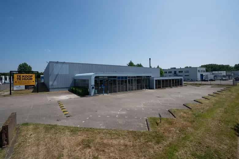 400-3400 m2 Bedrijfsruimte te Huur Sittard