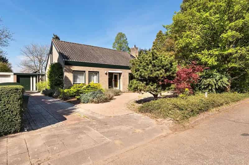 Semi-bungalow 4 slaapkamers nabij bosrand Nijmegen