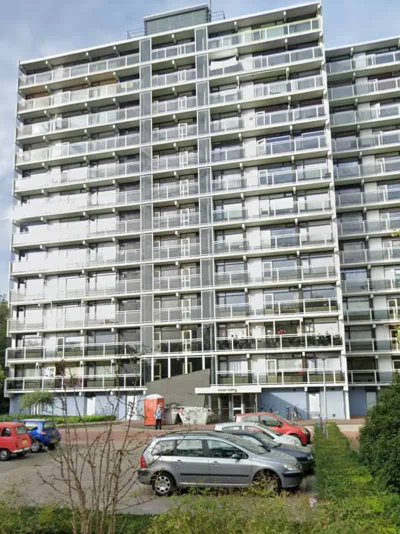 2 Slaapkamers Appartement Rustige Buurt Balkon Renovatie 2025