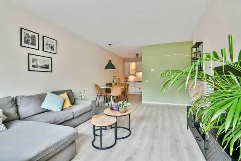 Appartement te koop Badhoevedorp: Ruim 2-kamer met grote tuin