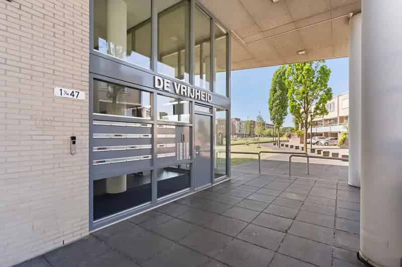 Ruim 3 Kamer Appartement Schiedam met Uitzicht over Water