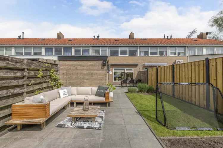 Tussenwoning Joure: Instapklaar 3 slaapkamers, tuin, moderne keuken