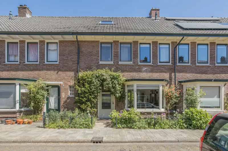 Jaren 30 woning te koop Zutphen 4 slaapkamers moderne keuken
