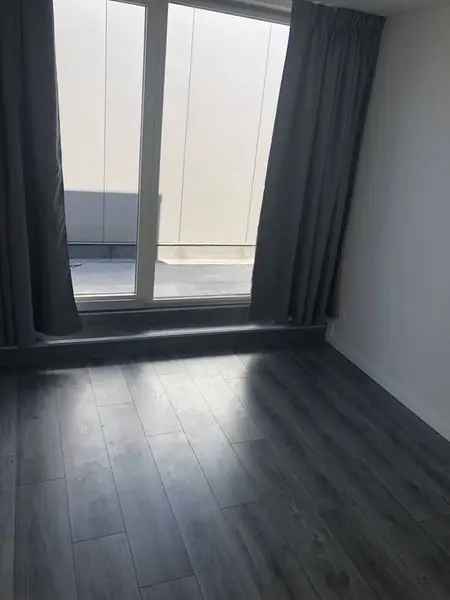 Gerenoveerd 4-kamer appartement 95m2 nabij park