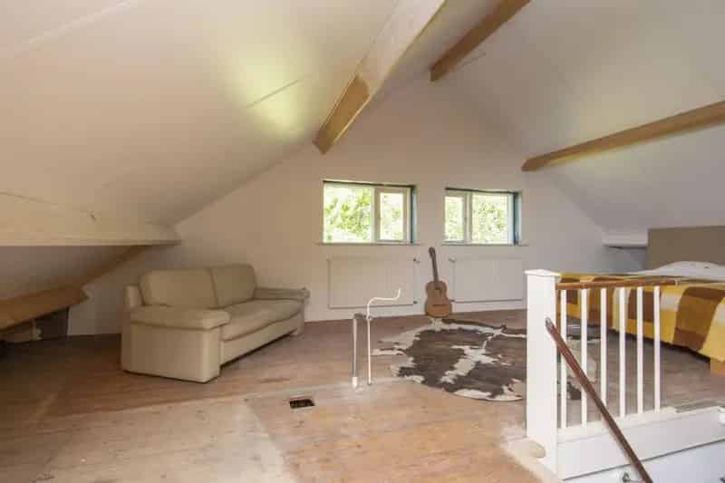 Vrijstaande woning met bijgebouw op 6000m² grond Voorthuizen