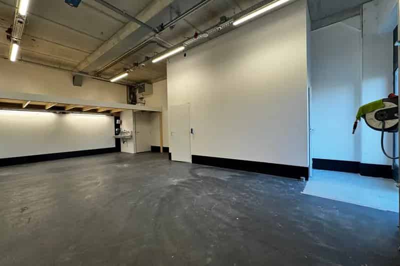 Bedrijfshal te huur Zwolle Marslanden 120m2