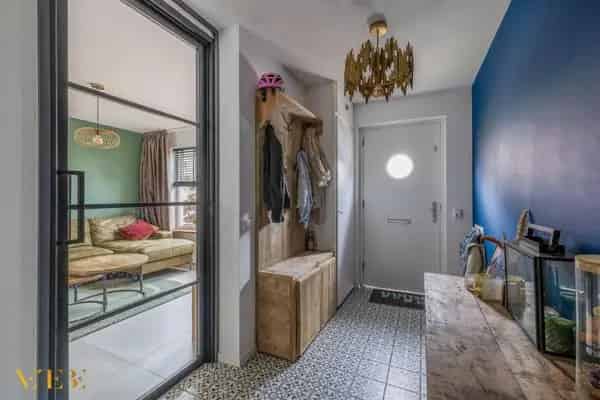 Tussenwoning 3 slaapkamers Venlo  Moderne keuken Tuin