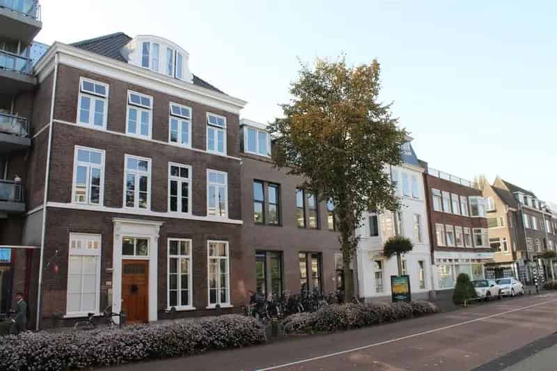 Utrecht Studio Biltstraat 25m2 Eigen Keuken Badkamer