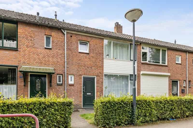 Moderne Tussenwoning 3 Slaapkamers Waalwijk