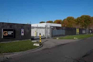 Garagebox Almere te koop of te huur 18m2 of 21m2