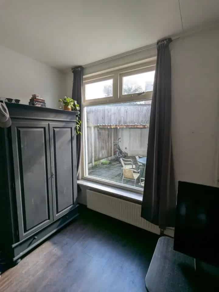 Kamer te huur 14m2 Begoniastraat inclusief g we wifi