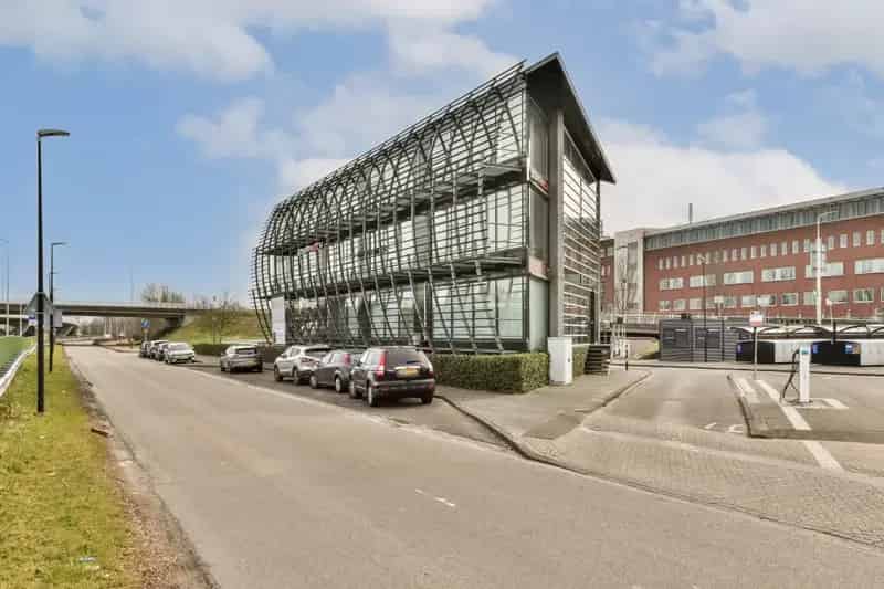 280m2 Kantoorruimte Haarlem Spaarnwoude te huur