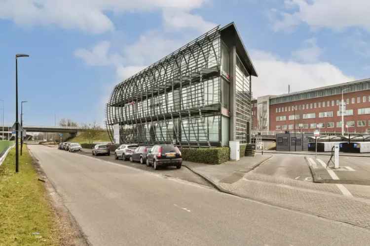 280m2 Kantoorruimte Haarlem Spaarnwoude te huur