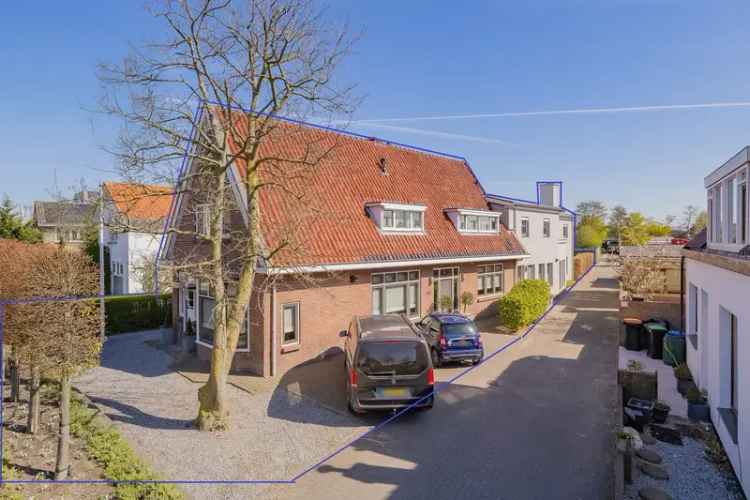 Rijnsburg Familiehuis 5 slaapkamers 2 badkamers Grote tuin