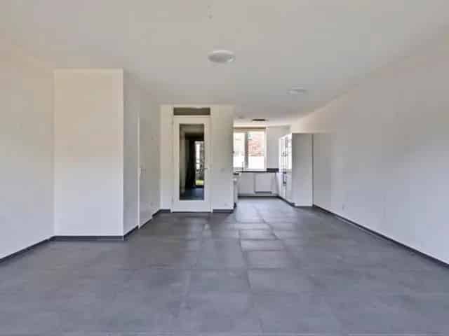 Huis te huur Diemen 5 slaapkamers parkeren tuin